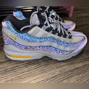 Reflective Nike air max 95
"Amarillo"